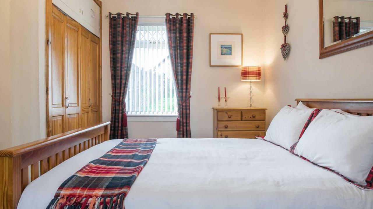 Pippin, Tranquil Scottish Cottage With Hot Tub 艾尔德里 外观 照片