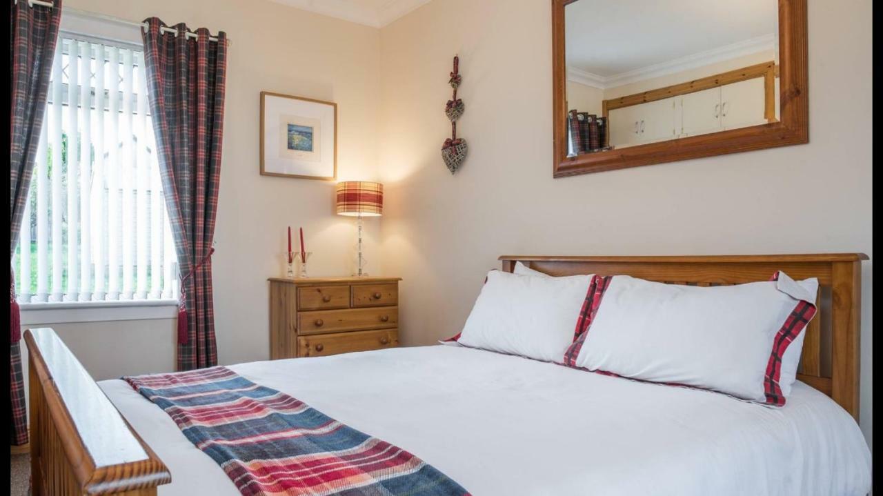 Pippin, Tranquil Scottish Cottage With Hot Tub 艾尔德里 外观 照片