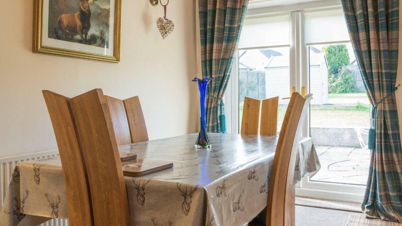 Pippin, Tranquil Scottish Cottage With Hot Tub 艾尔德里 外观 照片